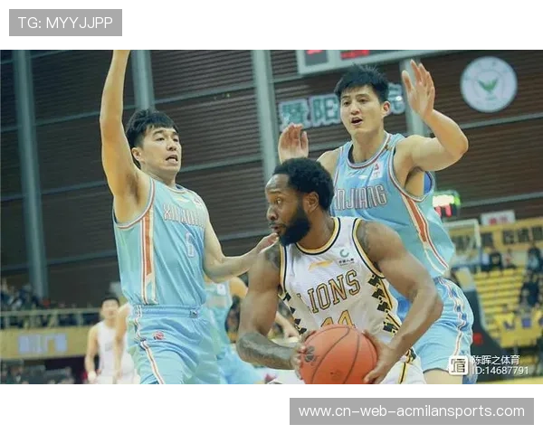 浙江队抢断后直线推进，场面一度倾斜